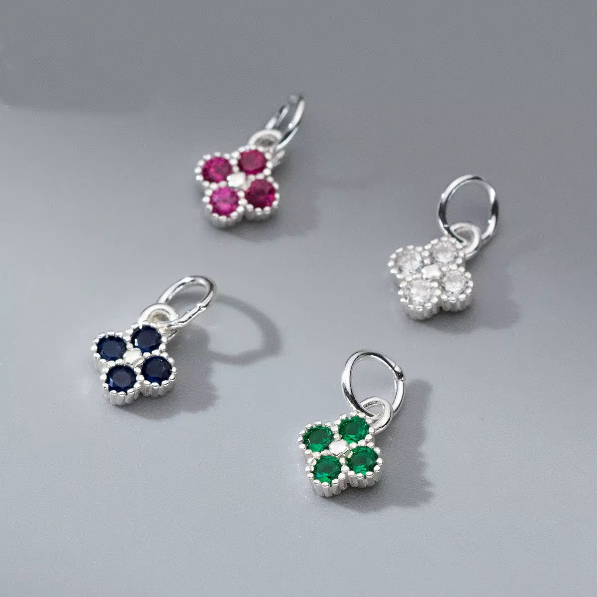 Four Leaf Clover Charm (PLEASE READ DESCRIPTION)