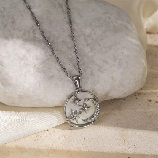 Luna (PLEASE READ DESCRIPTION)