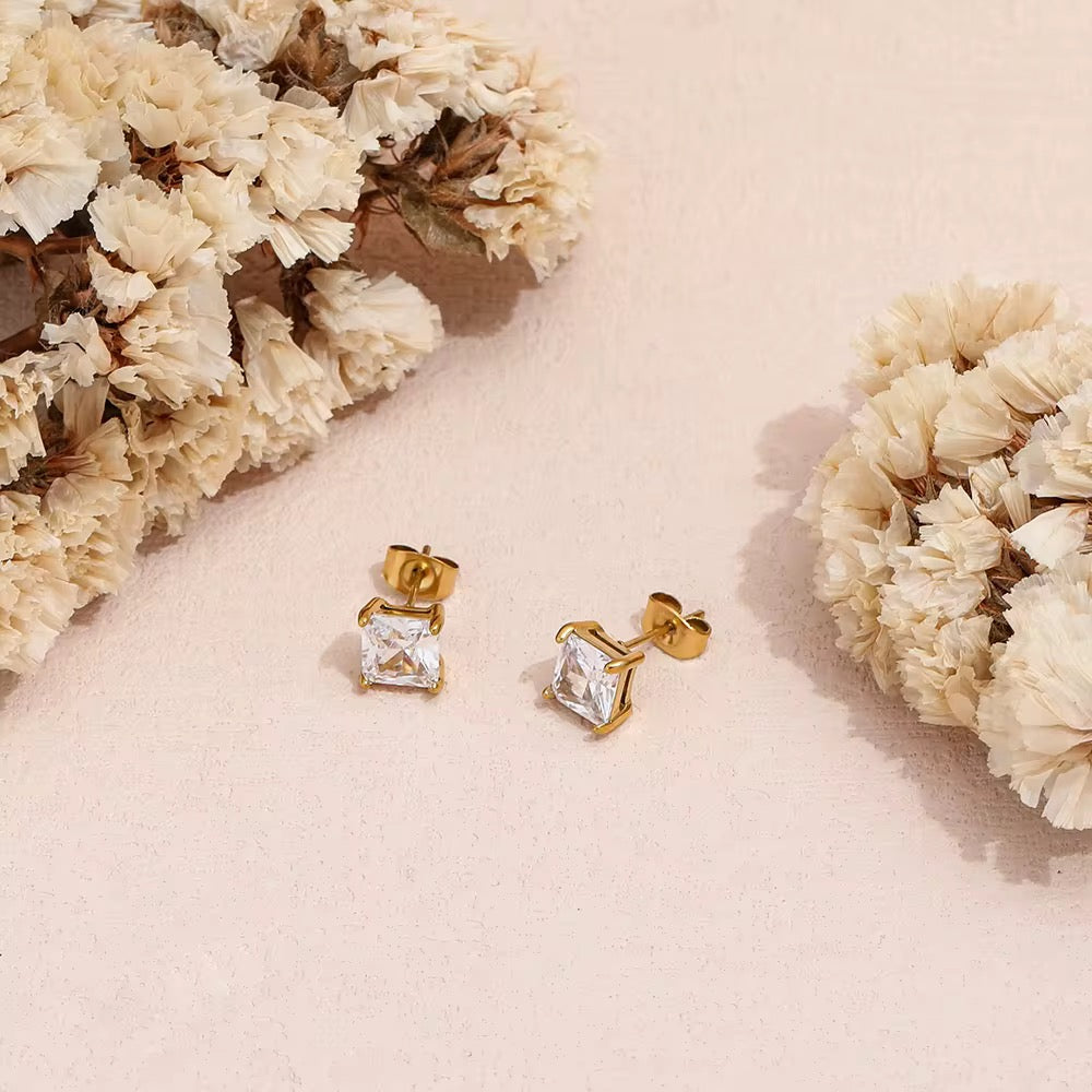 Cindy (PLEASE READ DESCRIPTION)