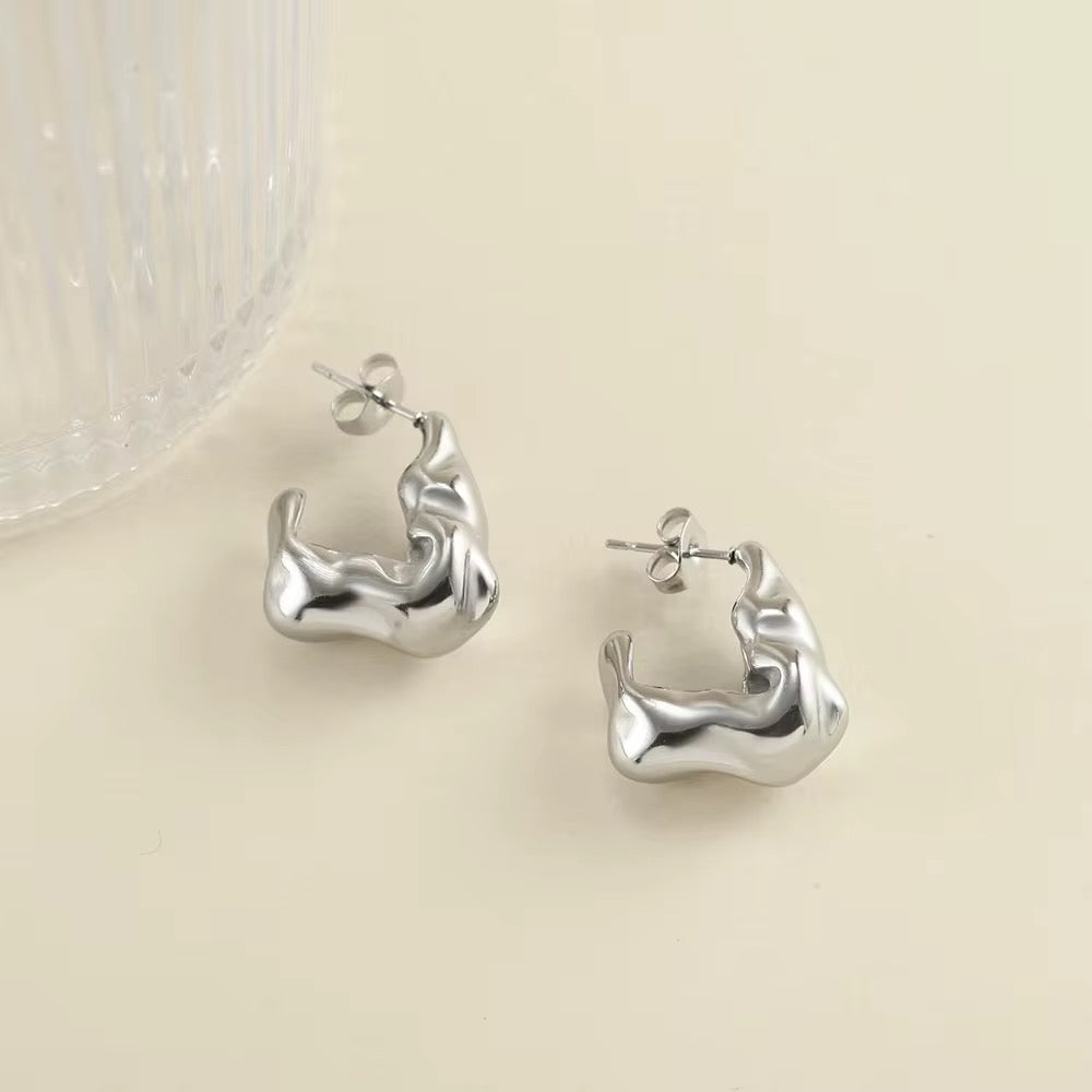 Camilla (PLEASE READ DESCRIPTION)